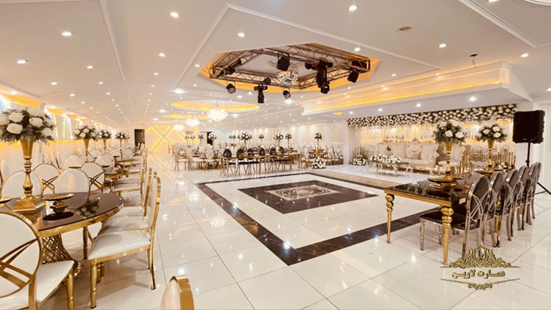 نمایی از عمارت لاوین